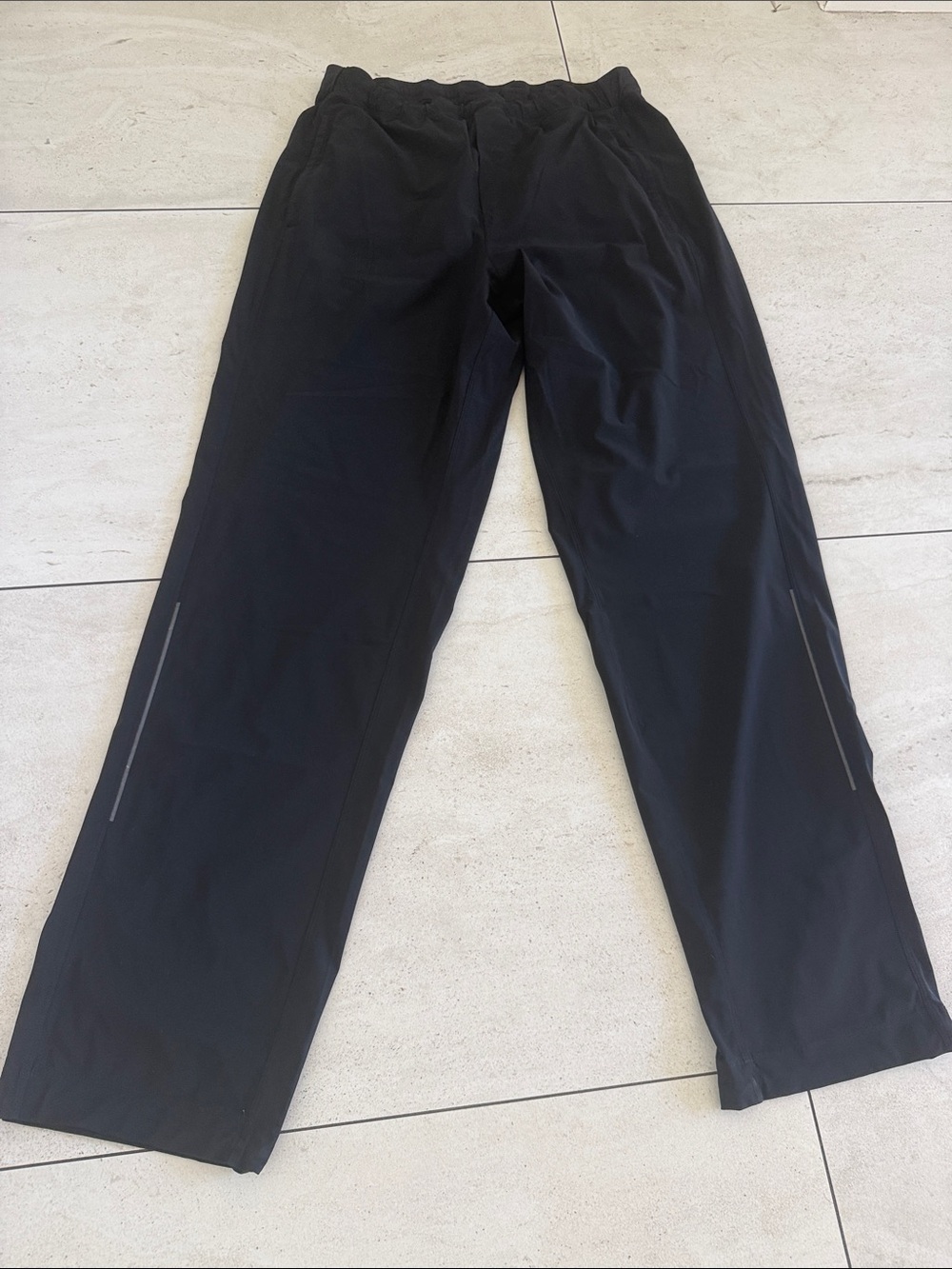 lululemon athletica Men's Black Jogger-Style Sweatpants XL